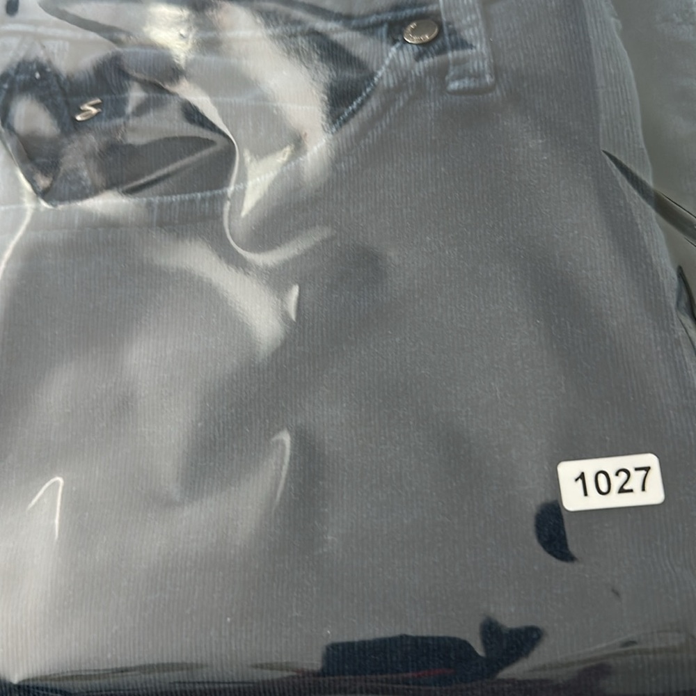 Seven7 Skinny Blue Corduroy’s. Size: 8 - Picture 10 of 10